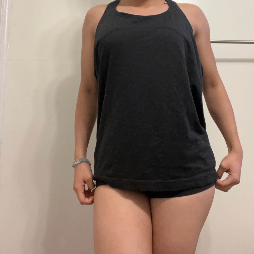 M26 Lululemon Swiftly